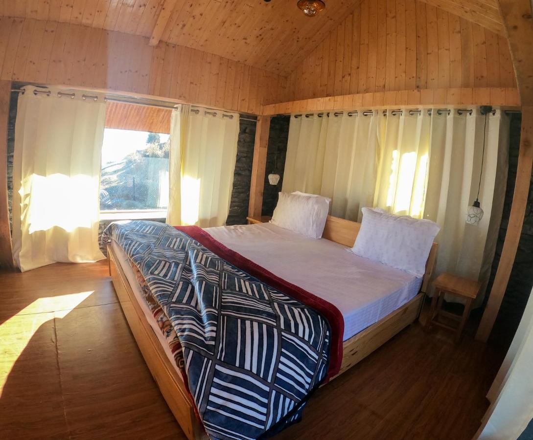 Griffons Cafe And Stay Дармсала Екстер'єр фото